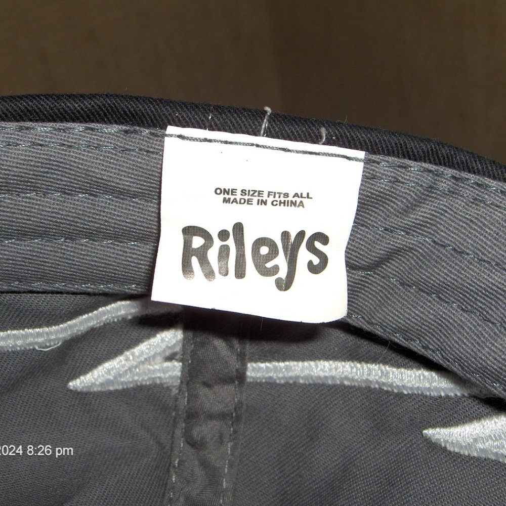 Cape Cod Cap, Size Adjustable, Never Worn - image 3